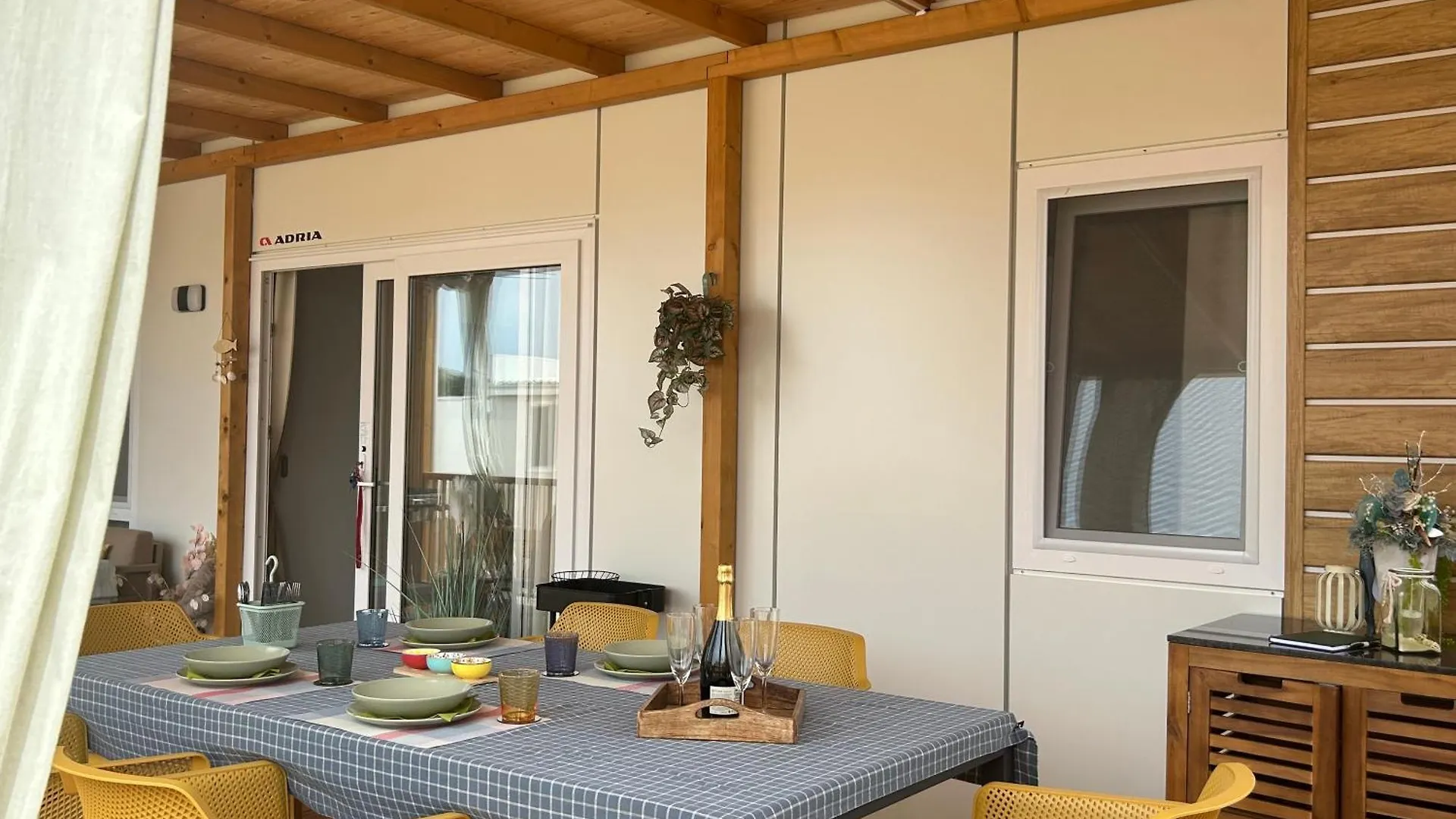O'Live Premium Mobile Home 드라게 0*,  크로아티아
