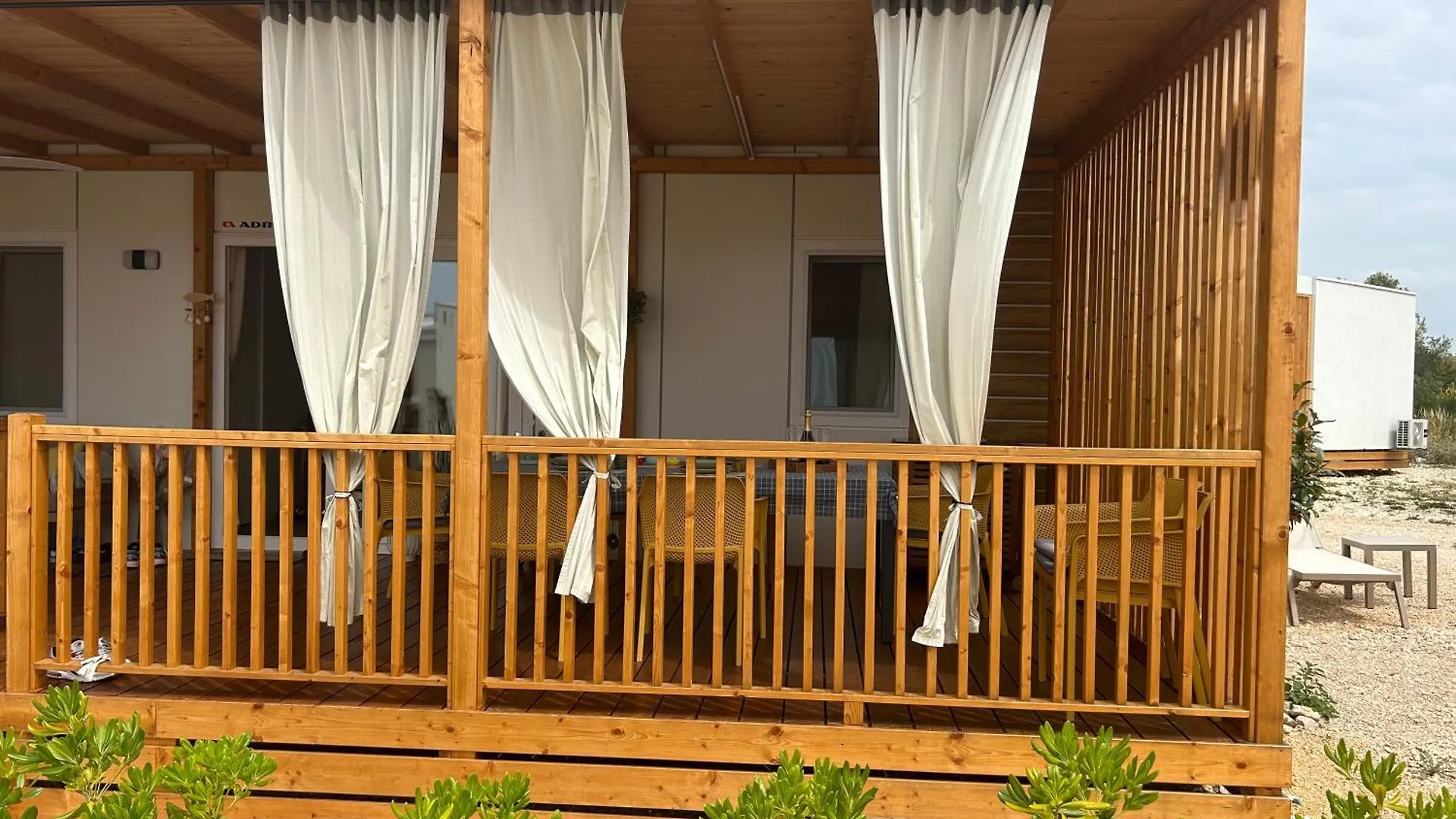 O'Live Premium Mobile Home Drage Campsite
